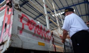 Puluhan Truk di Karawang Dipotong Gegara Kepanjangan