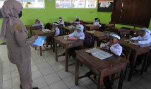 Mulai Dari Kapasitas Maksimal 50%, Berikut 8 Protokol Kesehatan Pembelajaran Tatap Muka Sekolah 2021