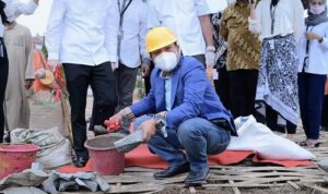 Wabup Aep Letakan Batu Pertama Pembangunan Masjid Kartika di Klari