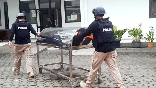 Dramatis! Polisi Tembak Mati Perampok Bersenjata Api di Karawang