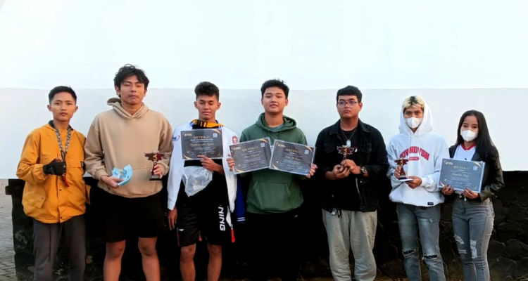 Dino Legend Juara Mobile Legends Karawang Center Cup Season 1, Bawa Pulang Hadiah Jutaan Rupiah