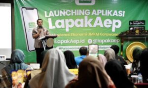 Dorong Geliat UMKM Karawang, Plt Bupati Launching Aplikasi LapakAep